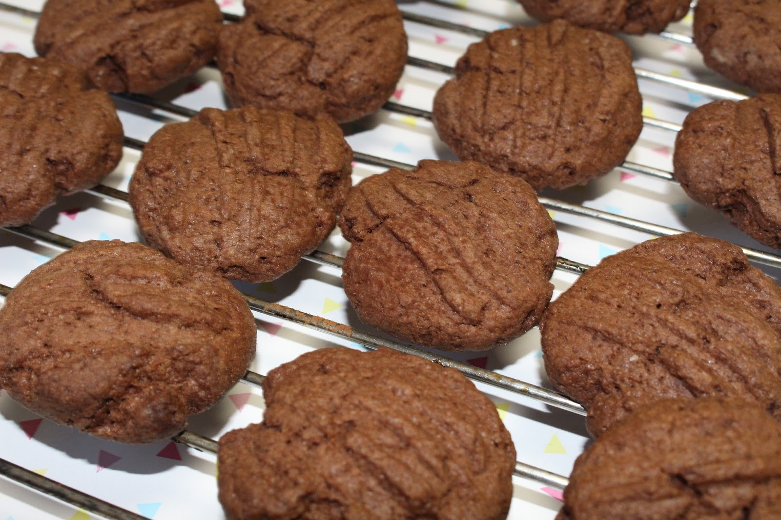 Chocolate fork biscuits