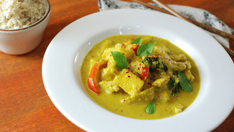 Thai Pineapple Chicken Curry