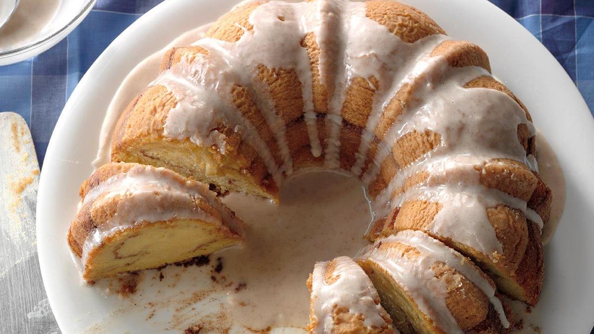 Apple-Cinnamon Cake