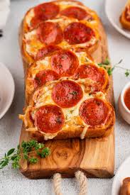 Garlic Bread Pizza