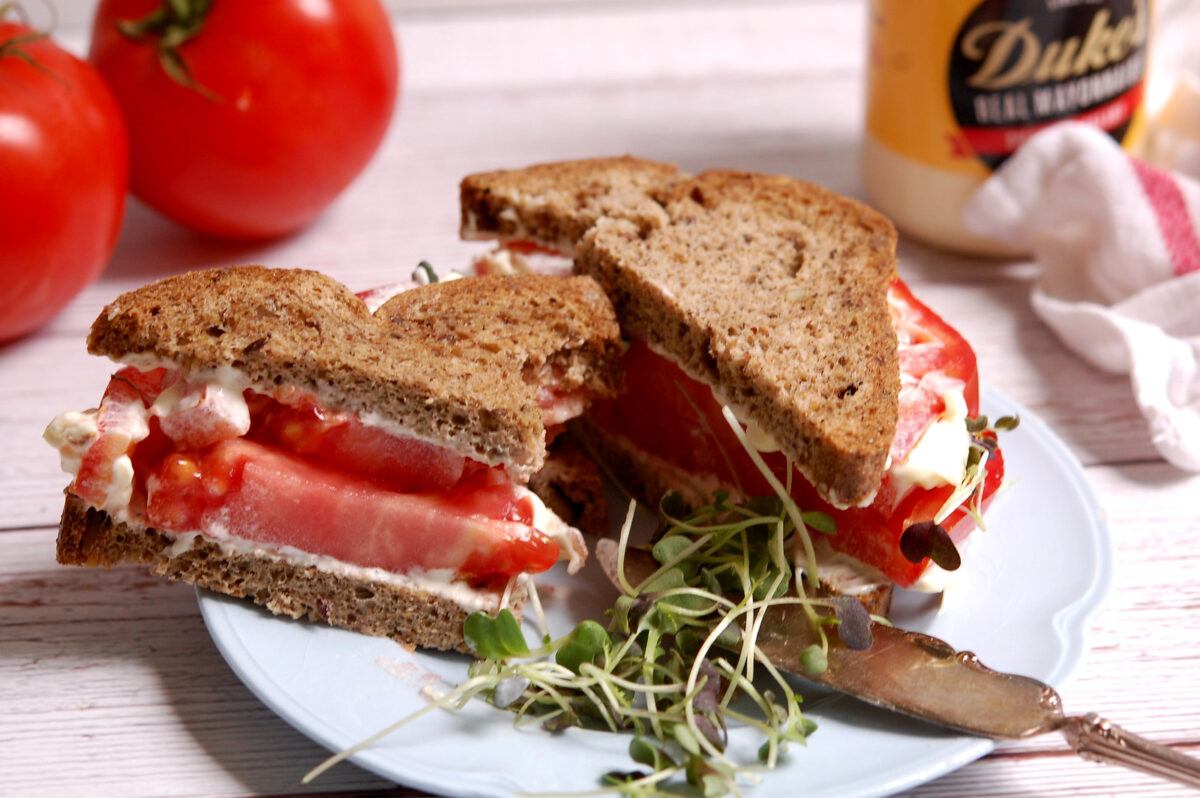 Classic Tomato Sandwich